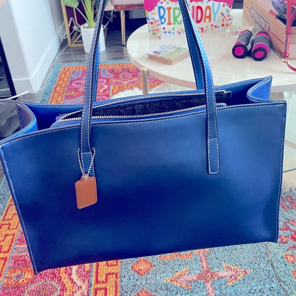 Electric blue leather tote bag! - Picture 1 of 9
